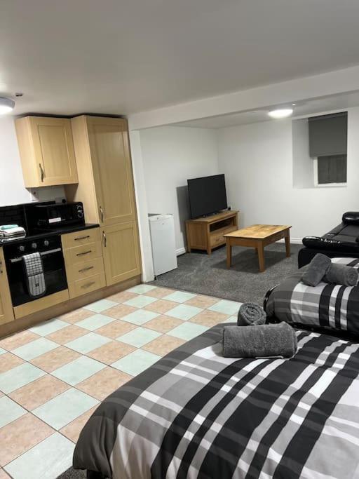 Studio Flat Twin - Town Centre Merthyr Tydfil Esterno foto